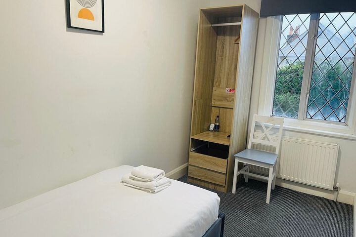 Room 72 of 129