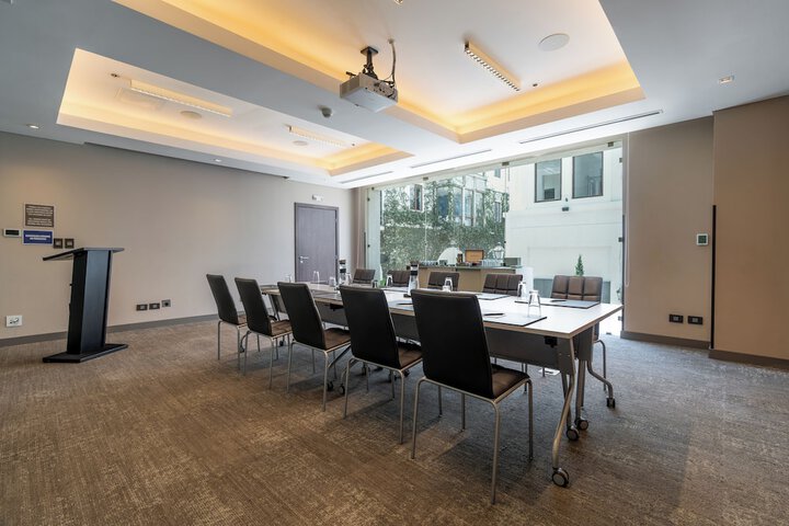 Meeting facility