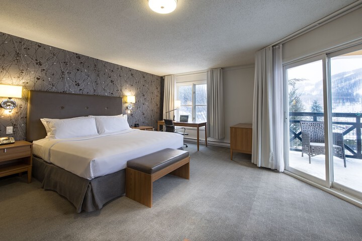 1 King Bed (7 of 15)