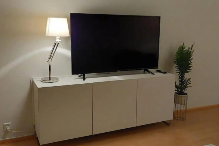 Room 5 of 13