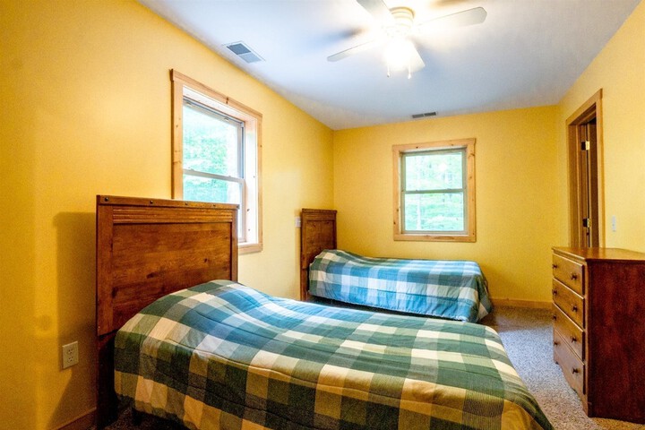 Room 4 of 23