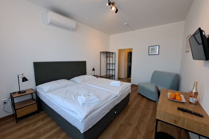 Room 14 of 51