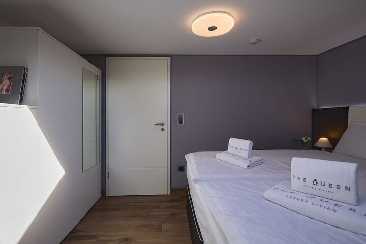 Room 62 of 645