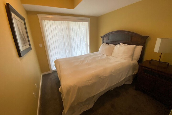 Room 13 of 543