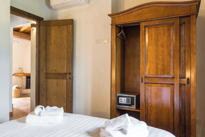 Room 28 of 101