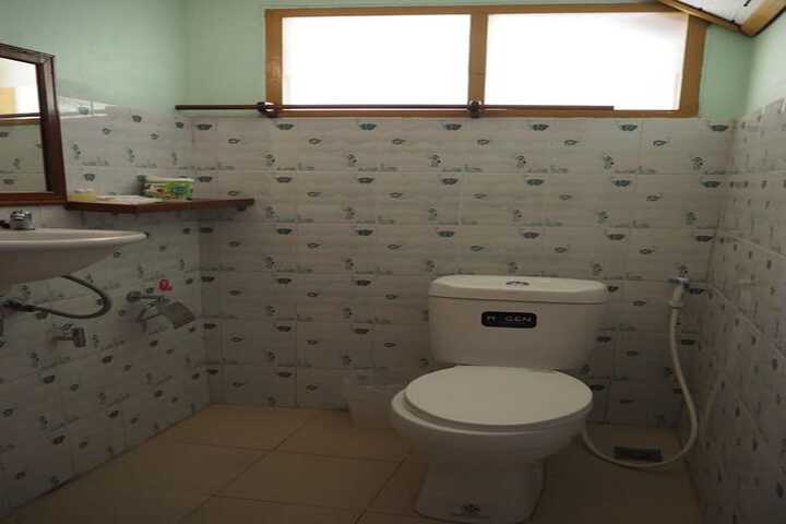 Room 30 of 67