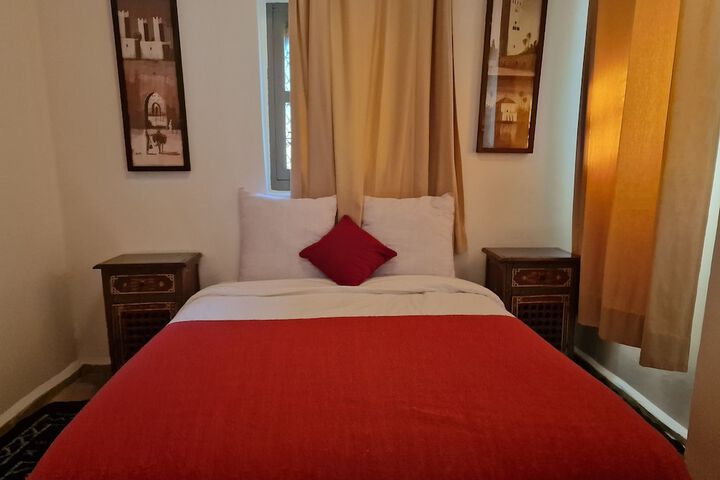 Room 32 of 94