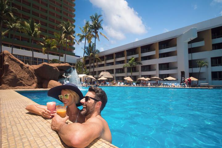 Pools & Facilities