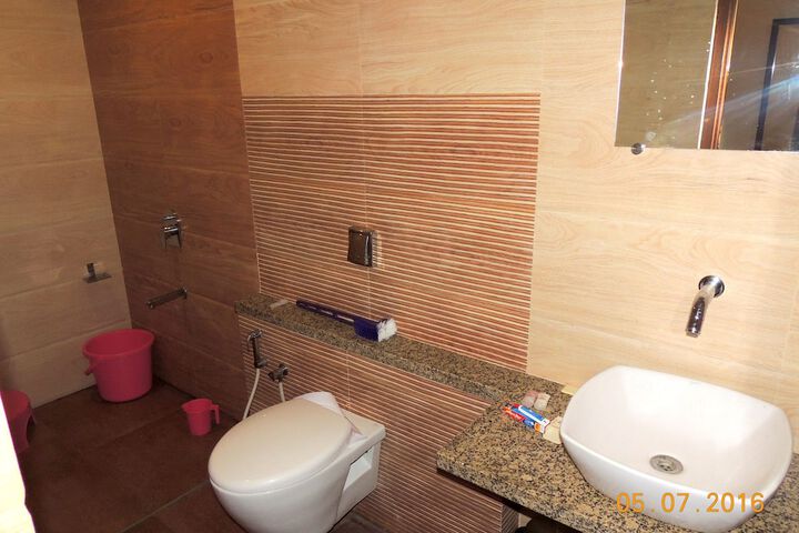 Room 16 of 26