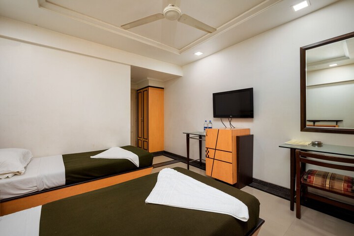 Room 12 of 54