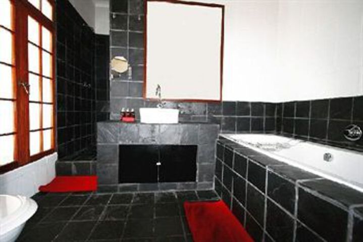 Room 5 of 56