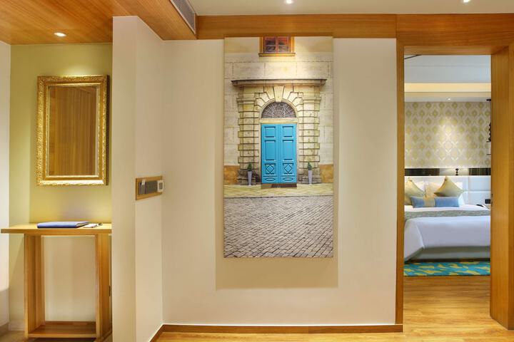 Room 6 of 39