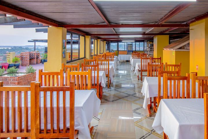 Dining 49 of 71