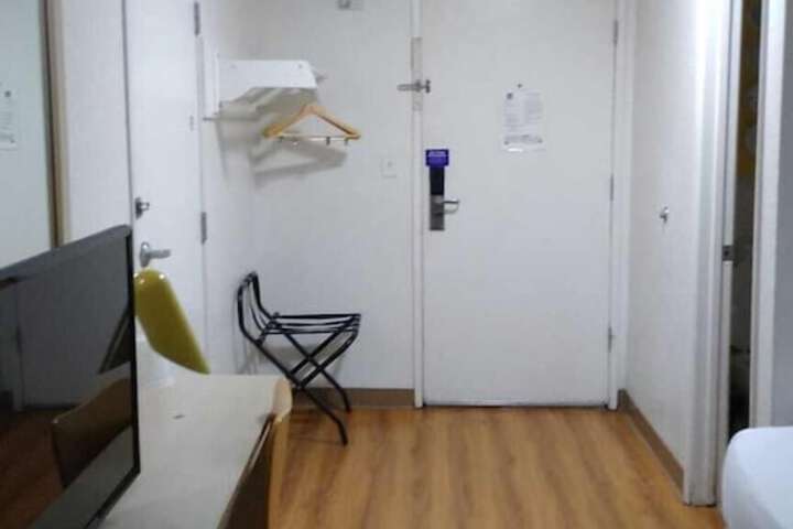Room 53 of 101