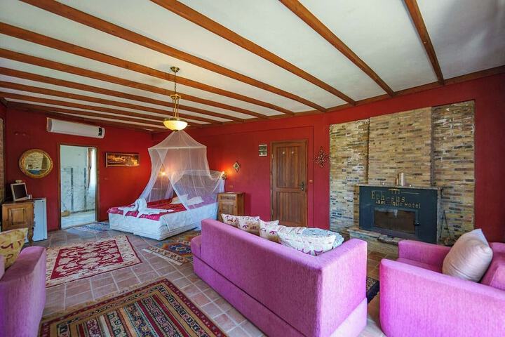 Room 20 of 64