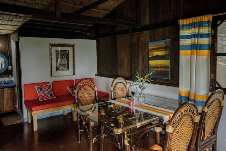 Room 3 of 21