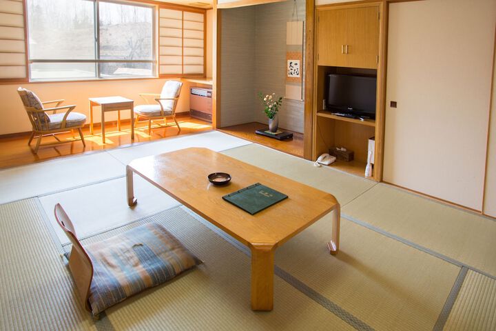 Room 22 of 165