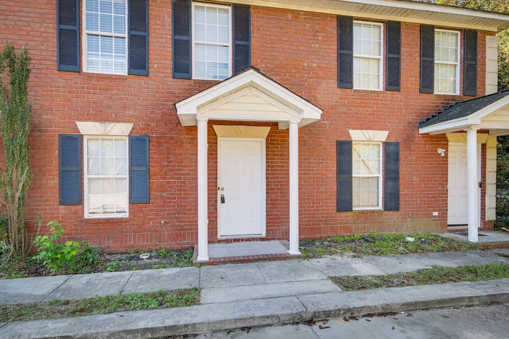 Photo of Quaint Orangeburg Townhome Near Hospitals & Campus