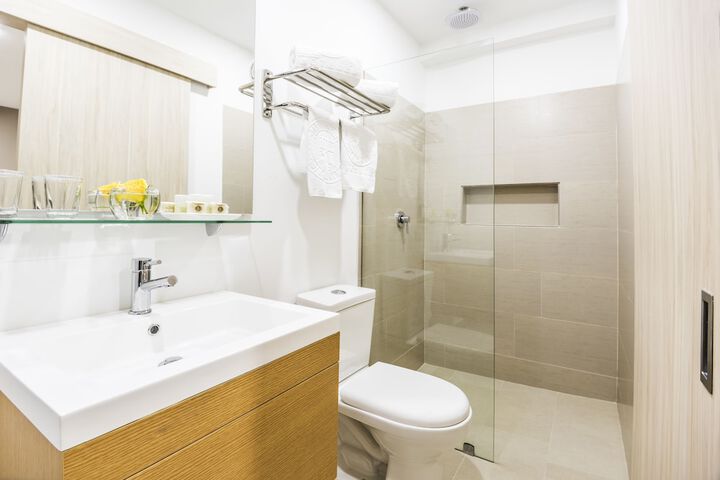 Clean Restrooms
