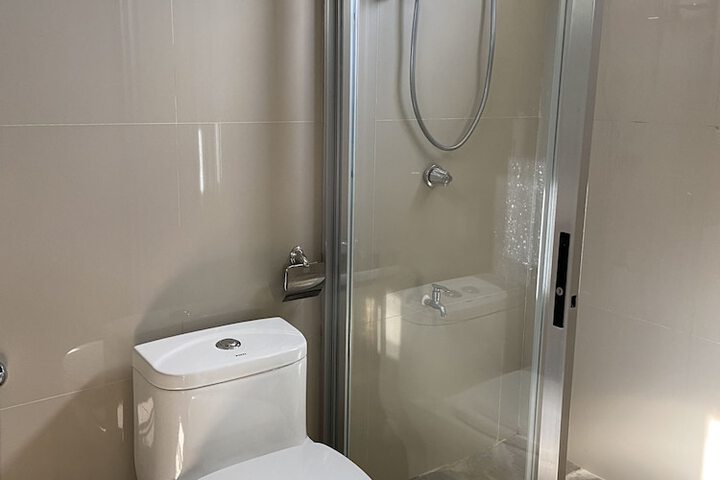 Room 4 of 15