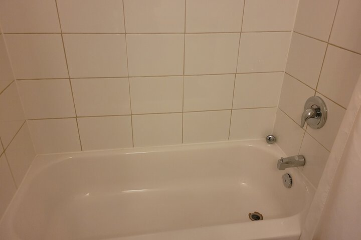 Room 15 of 26