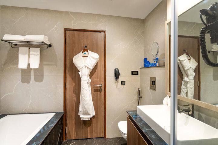 Room 20 of 53