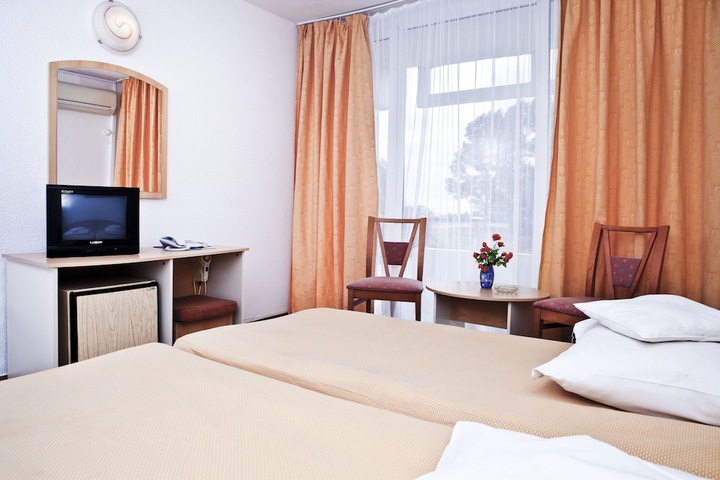 Room 6 of 29