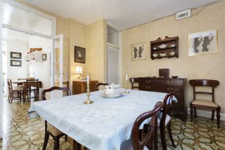 Room 12 of 24