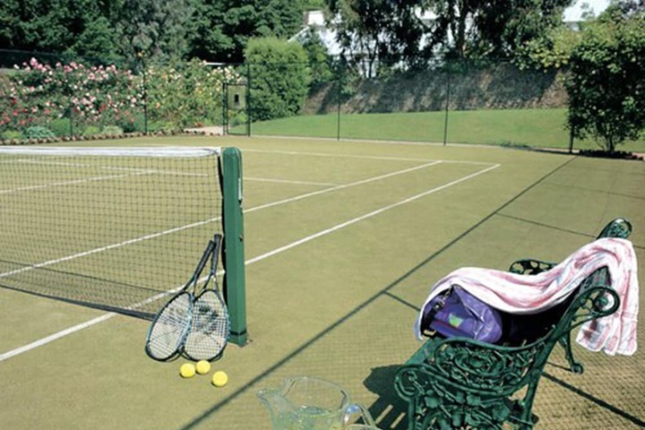 Tennis court