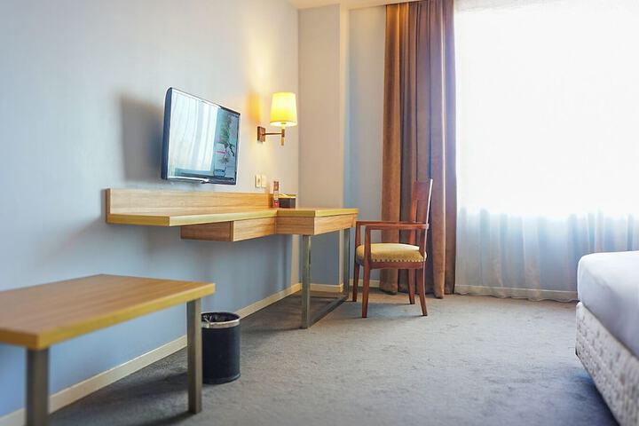 Room 22 of 68