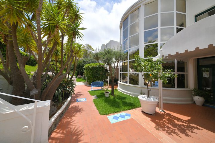 Hotel 52 of 63