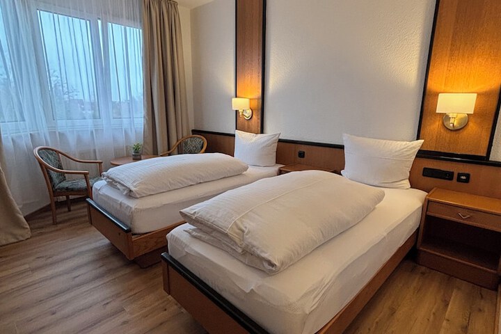 Room 36 of 63