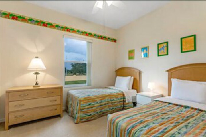 Room 42 of 48