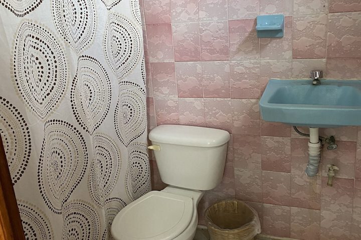 Room 32 of 36