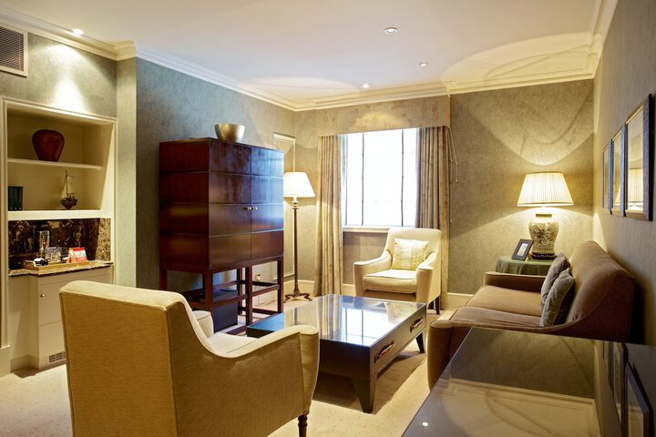 Room 14 of 89