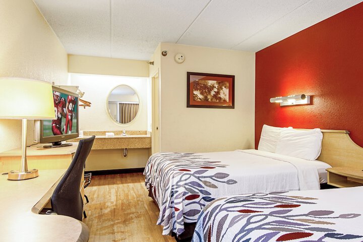 Room 13 of 19