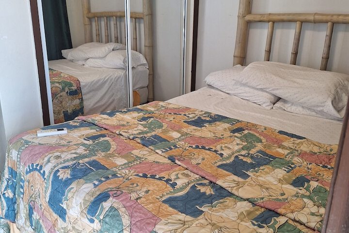 Room 53 of 142