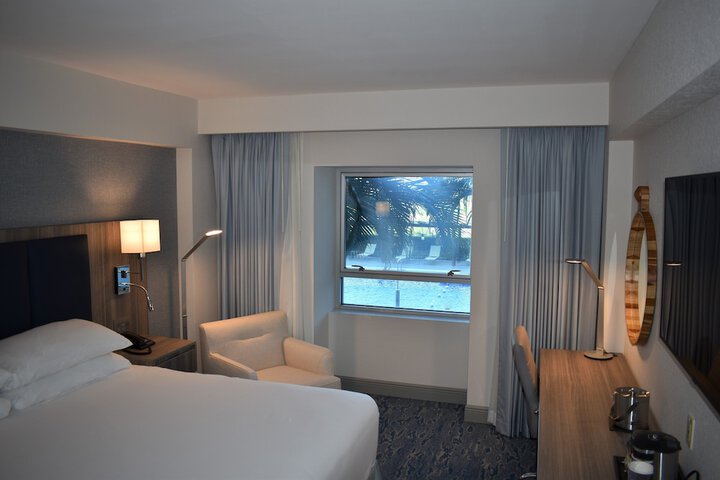 Room 13 of 68