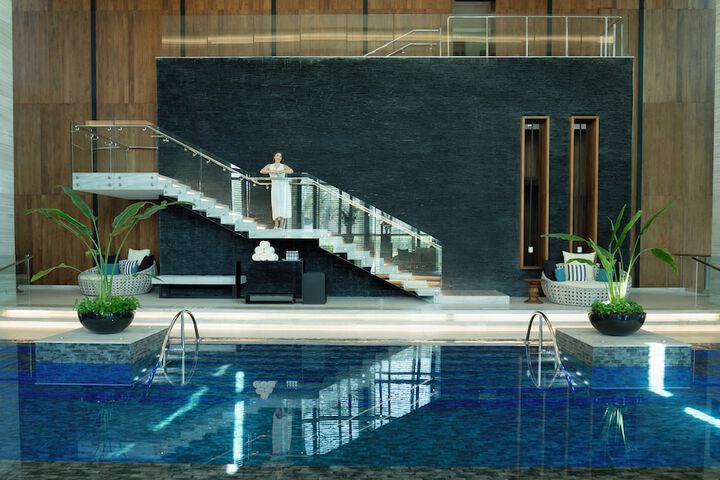 Pool 140 of 268