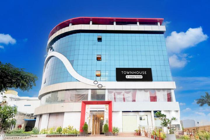 Super Townhouse Shobhagpura Formerly Fragrance Hotel