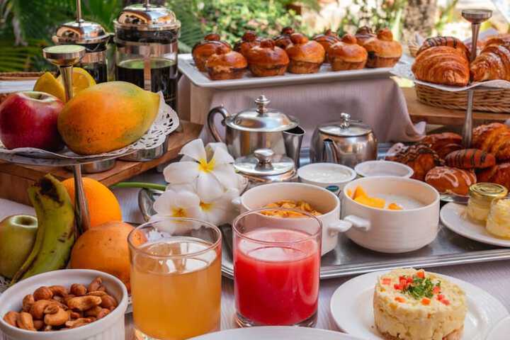 Breakfast/Coffee Service 109 of 143