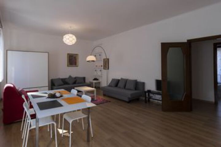 Room 21 of 24
