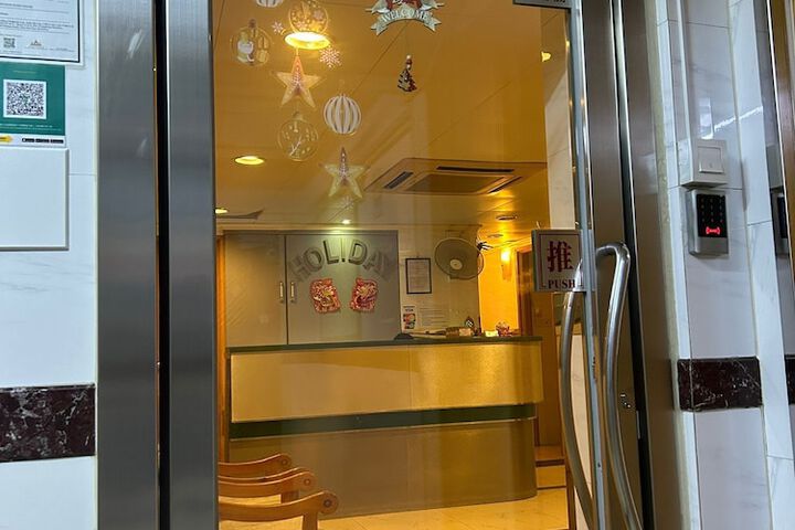 Hotel 16 of 16
