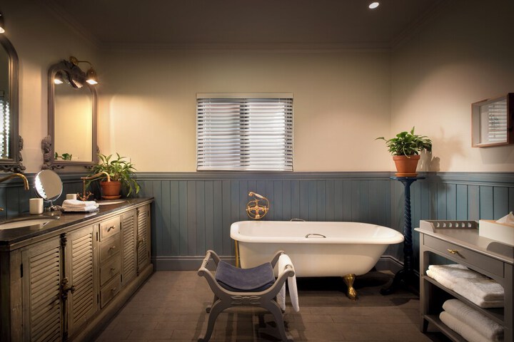 Bathroom Interior Photo