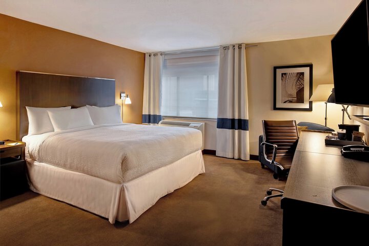 Room 44 of 95