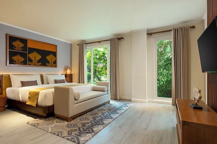 Room 4 of 52
