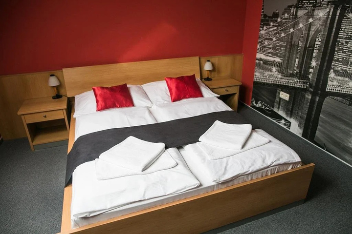 Room 3 of 12