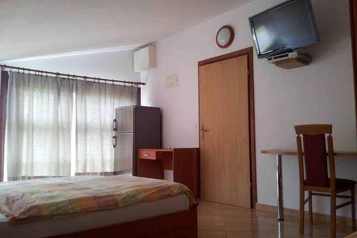 Room 46 of 51