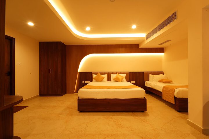 Room 10 of 22