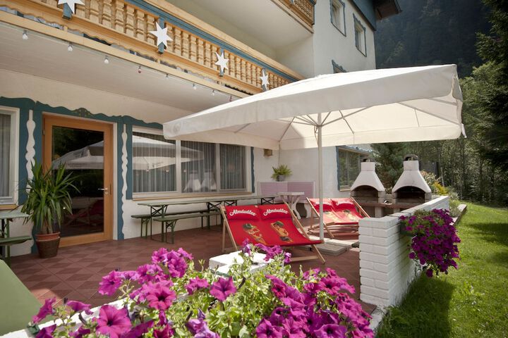 Terrace/Patio 36 of 76